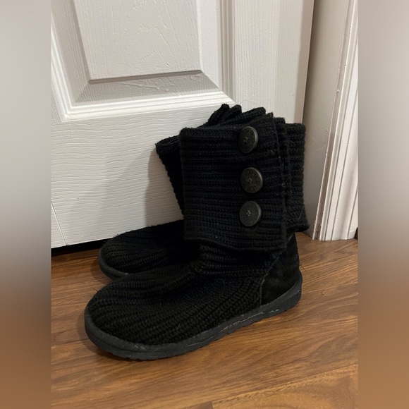 UGG Shoes - Ugg Women's Black Knit Cardy Boots Size 7